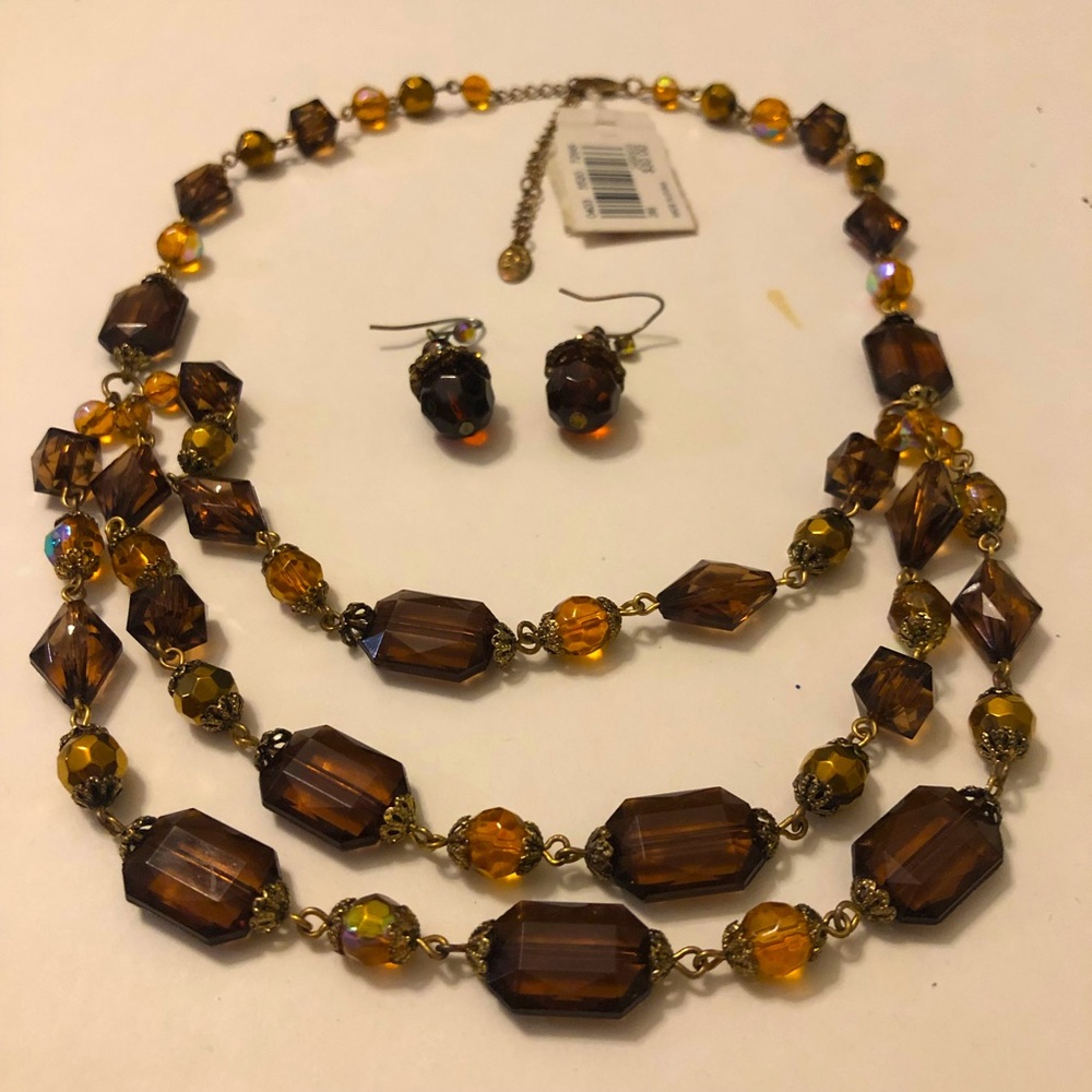 NEW WITH TAGS! Brown and gold beaded necklace